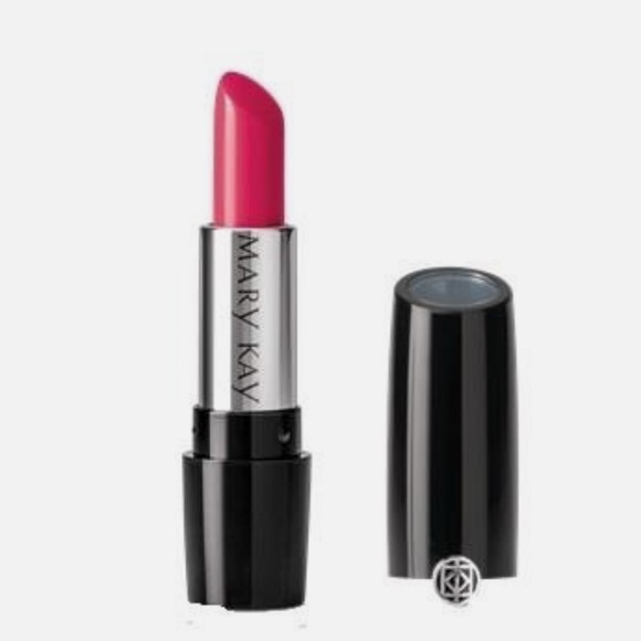 Mary Kay lipstick in shade Powerful Pink - Picture 1 of 2
